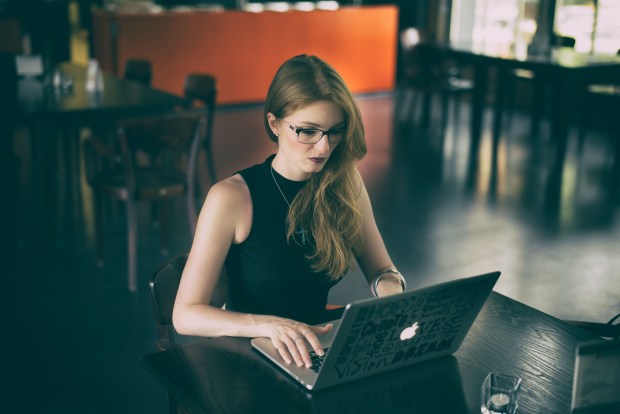 150822_062_Gina_Retro_H